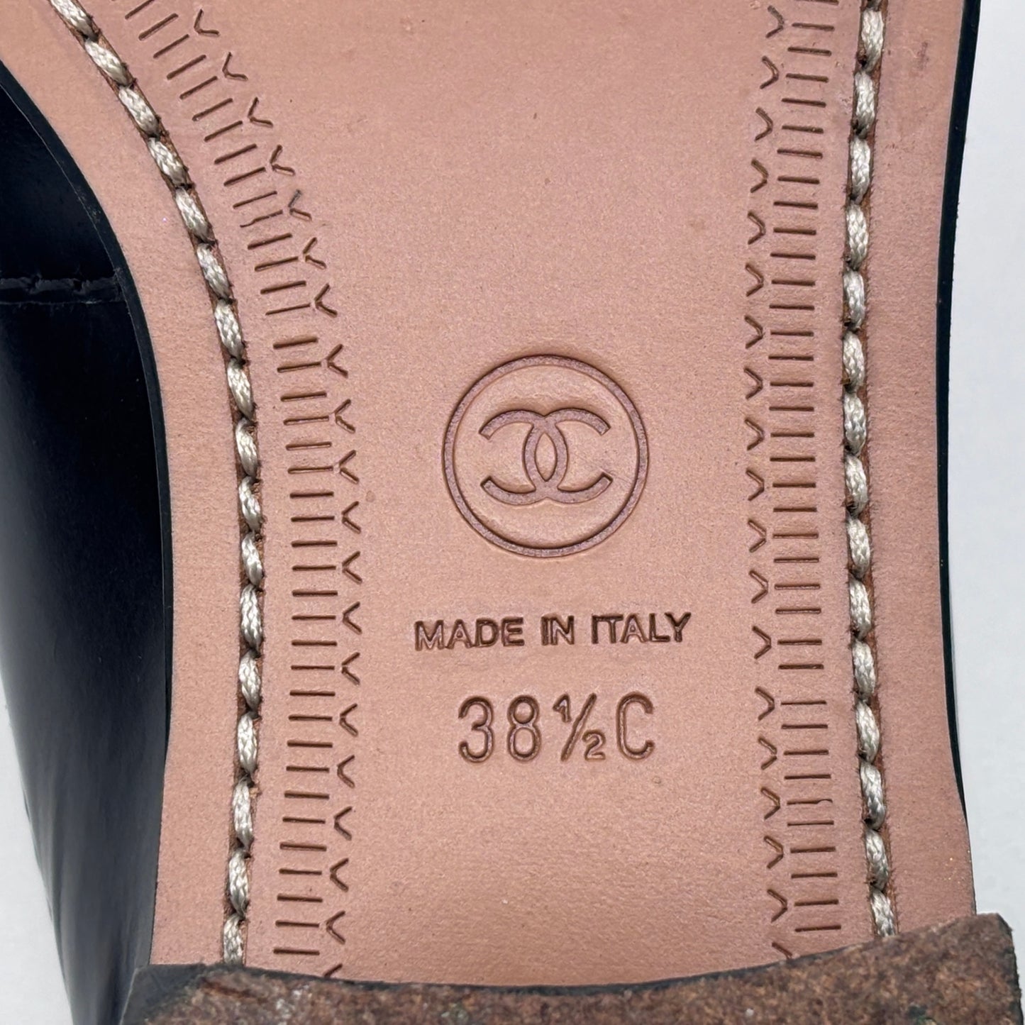 CHANEL G31961 ローファー ブラック 38.5 (24.5cm相当)クローバーマーク付き【C8472-100】