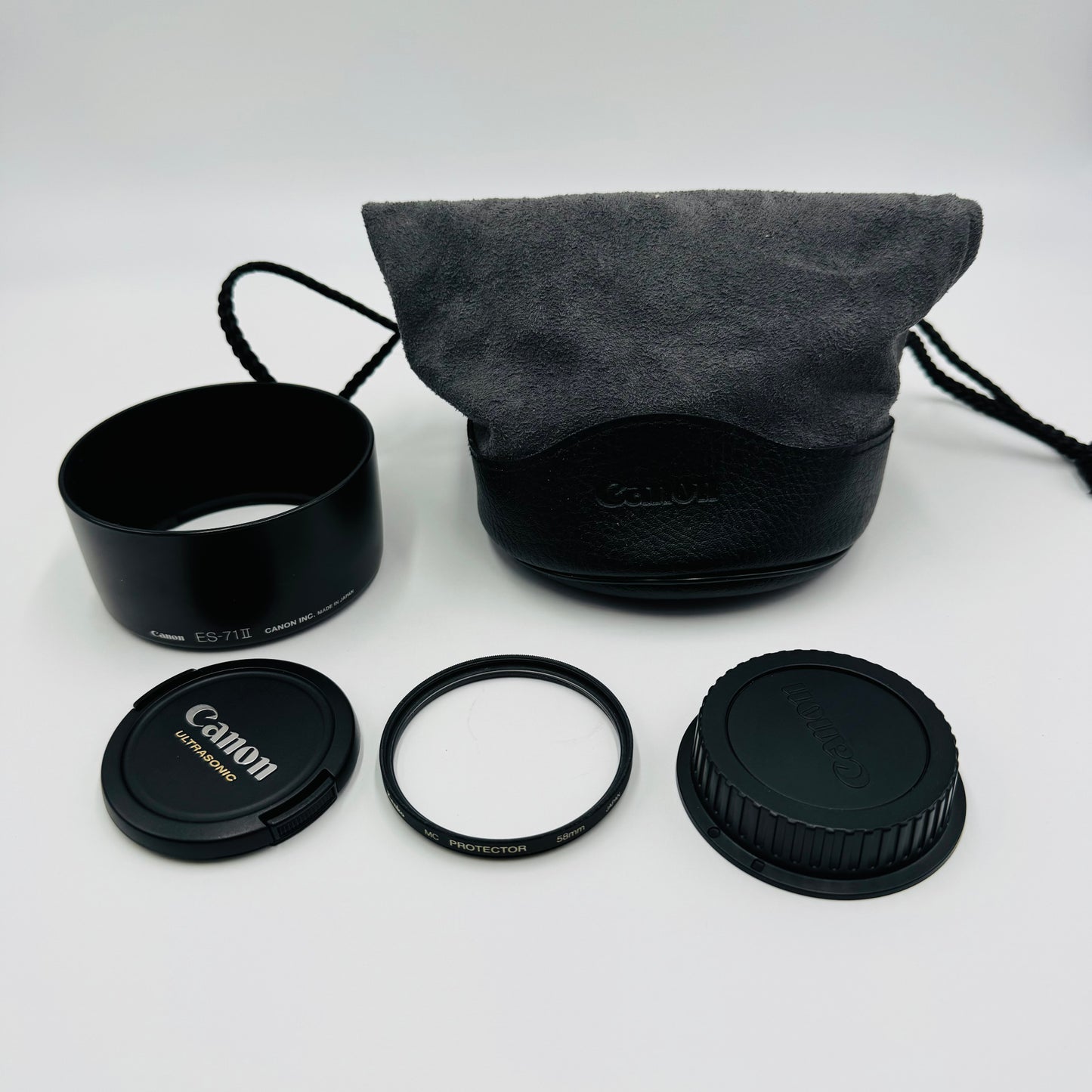 美品 Canon LENS EF 50mm F1.4 USM C3542 60サイズ発送