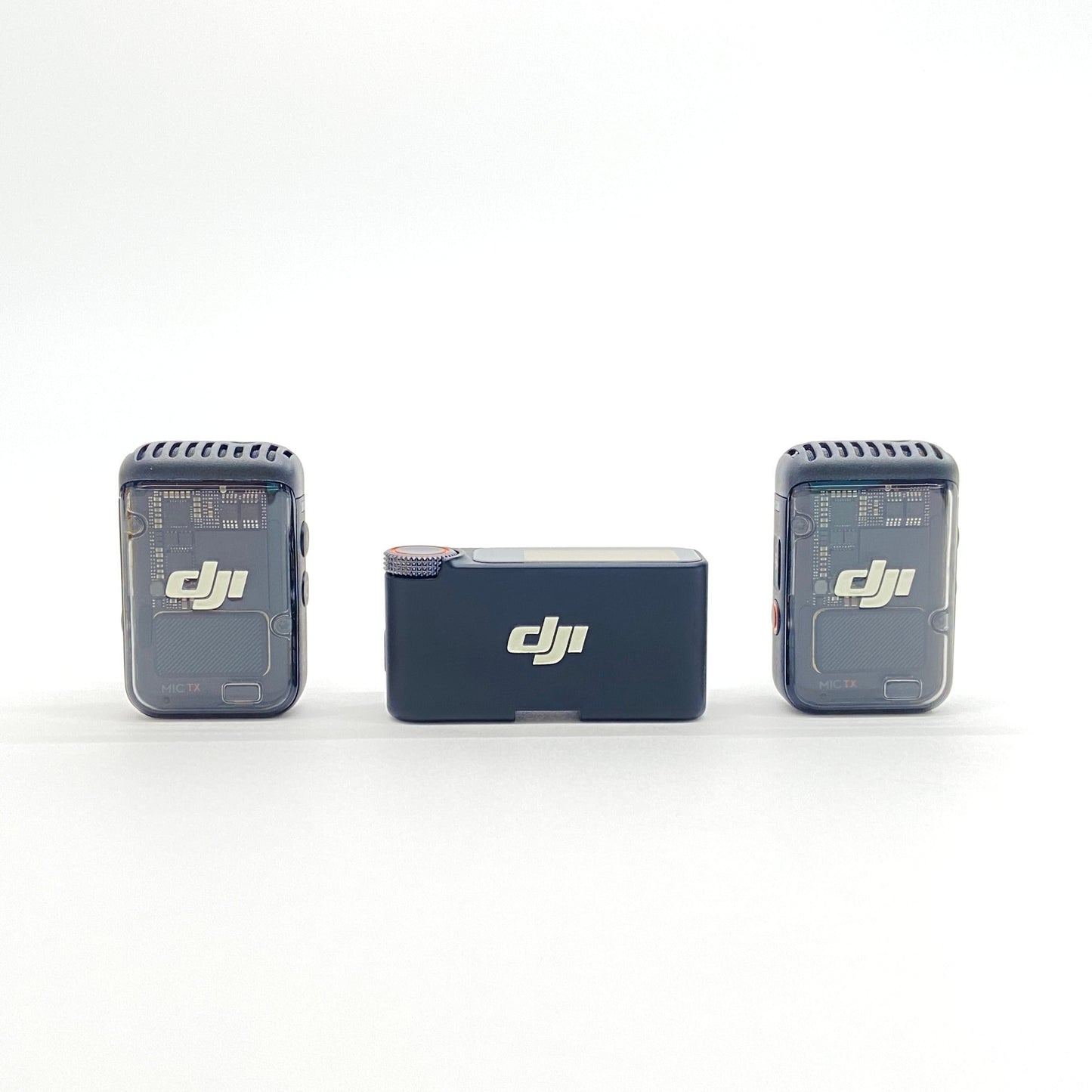 美品 DJI Mic 2 (2 TX + 1 RX + 充電ケース) ワイヤレスマイクロホン 付属品完備【C6697-60】