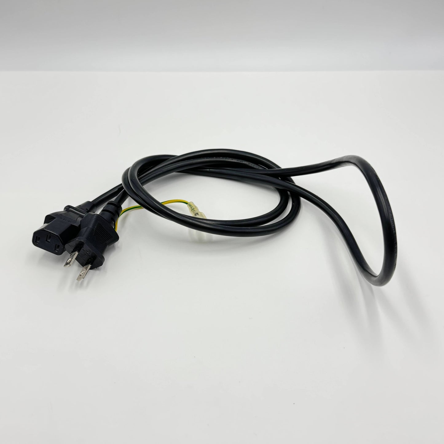 iiyama ゲーミングPC ILeDXi-M046 i7-10700 16GB SSD512GB GTX 1660 SUPER 【C6143-140】