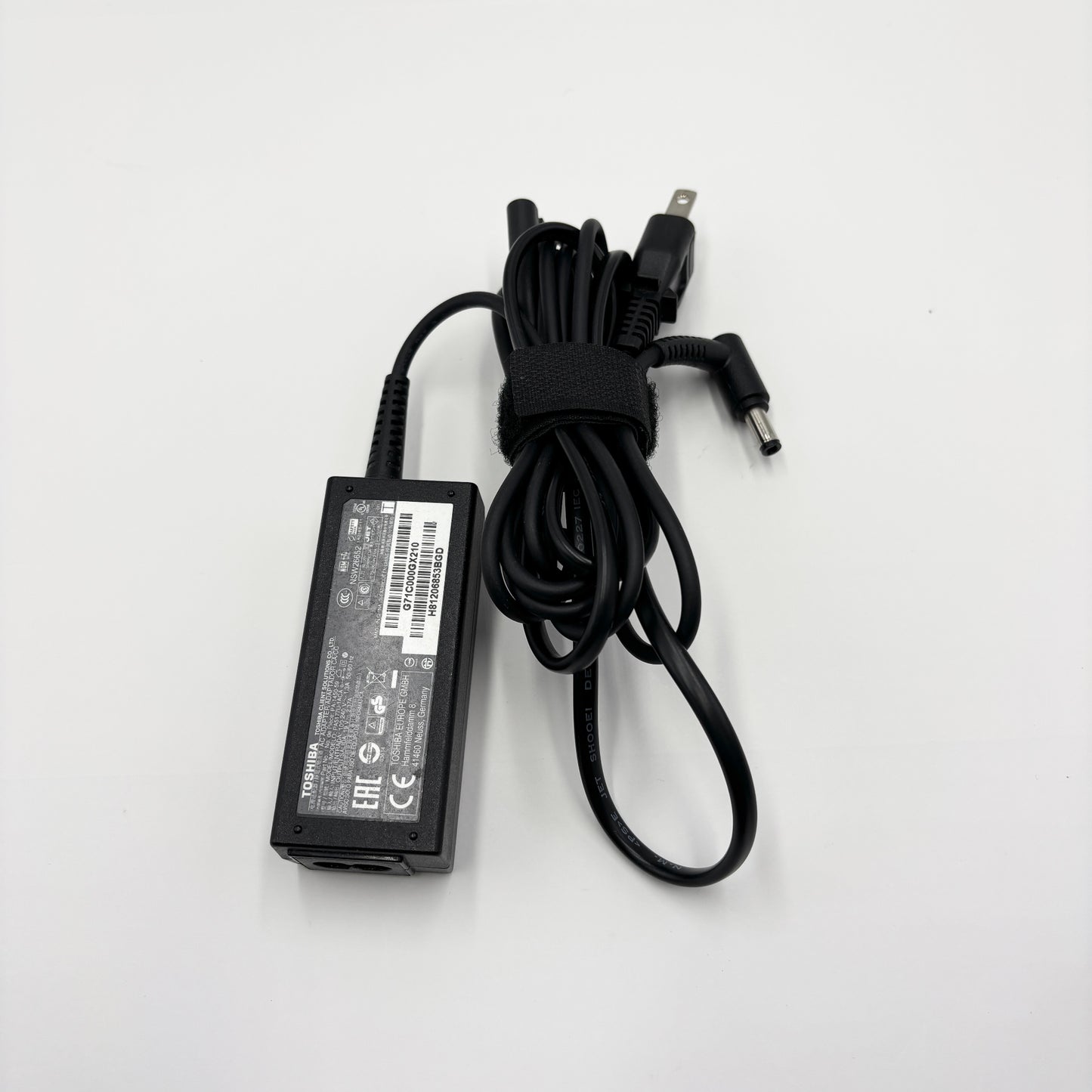 dynabook T45/DWS PT45DWS-SJA3 Celeron 3865U 1.80GHz 8GB HDD1TB Windows10 Home 【C5703-80】