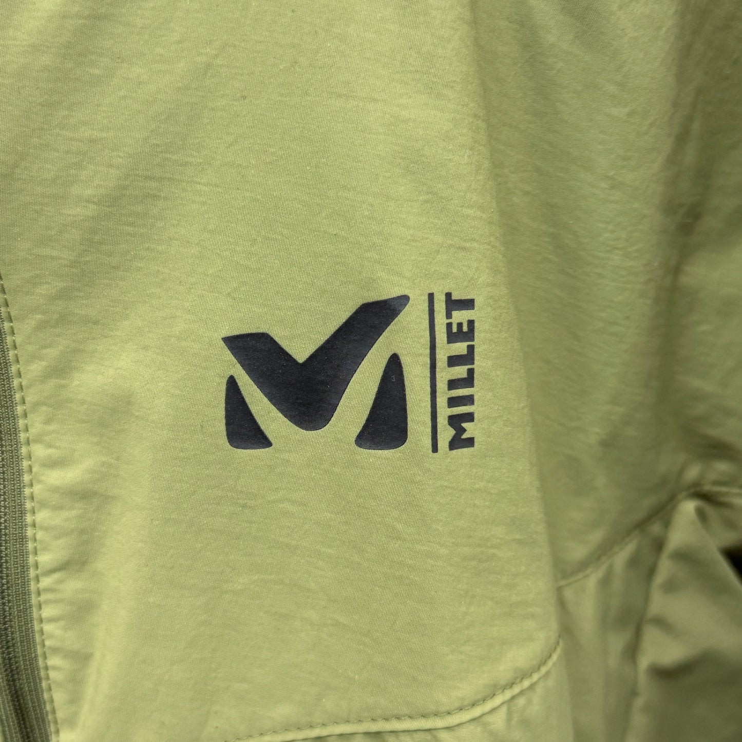 美品 MILLET ミレー MIV01929 Breathebarrier Wilder LT ジャケット カーキ サイズ:S 【C5745】