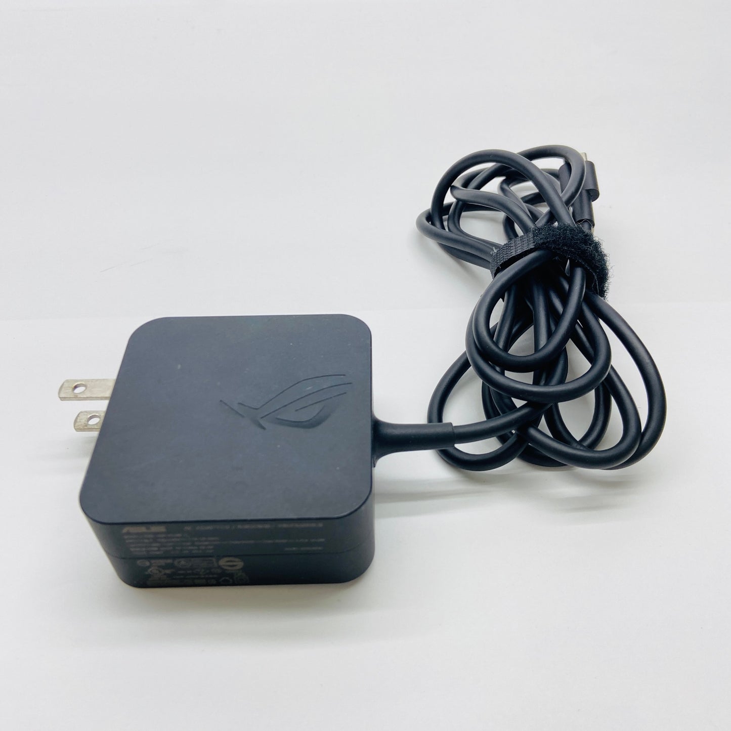 美品 ASUS ROG Ally RC71L ハンドヘルド ポータブル ゲーミング パソコン Ryzen Z1 Extreme 16GB SSD 512GB 7インチ【C3924-80】