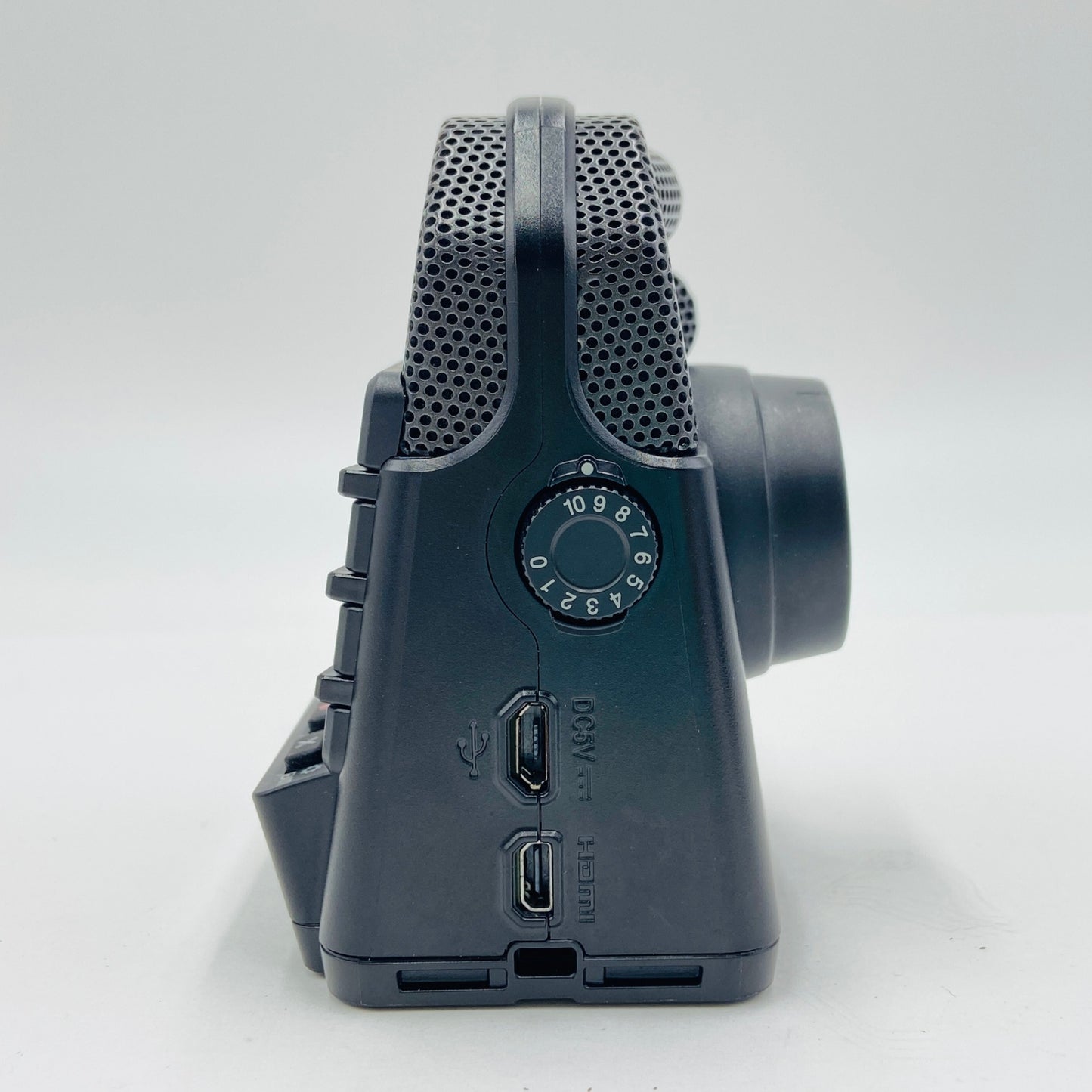 ZOOM Q2n-4k 付属品完備、BCQ-2n・MA2付属	【C3960-80】