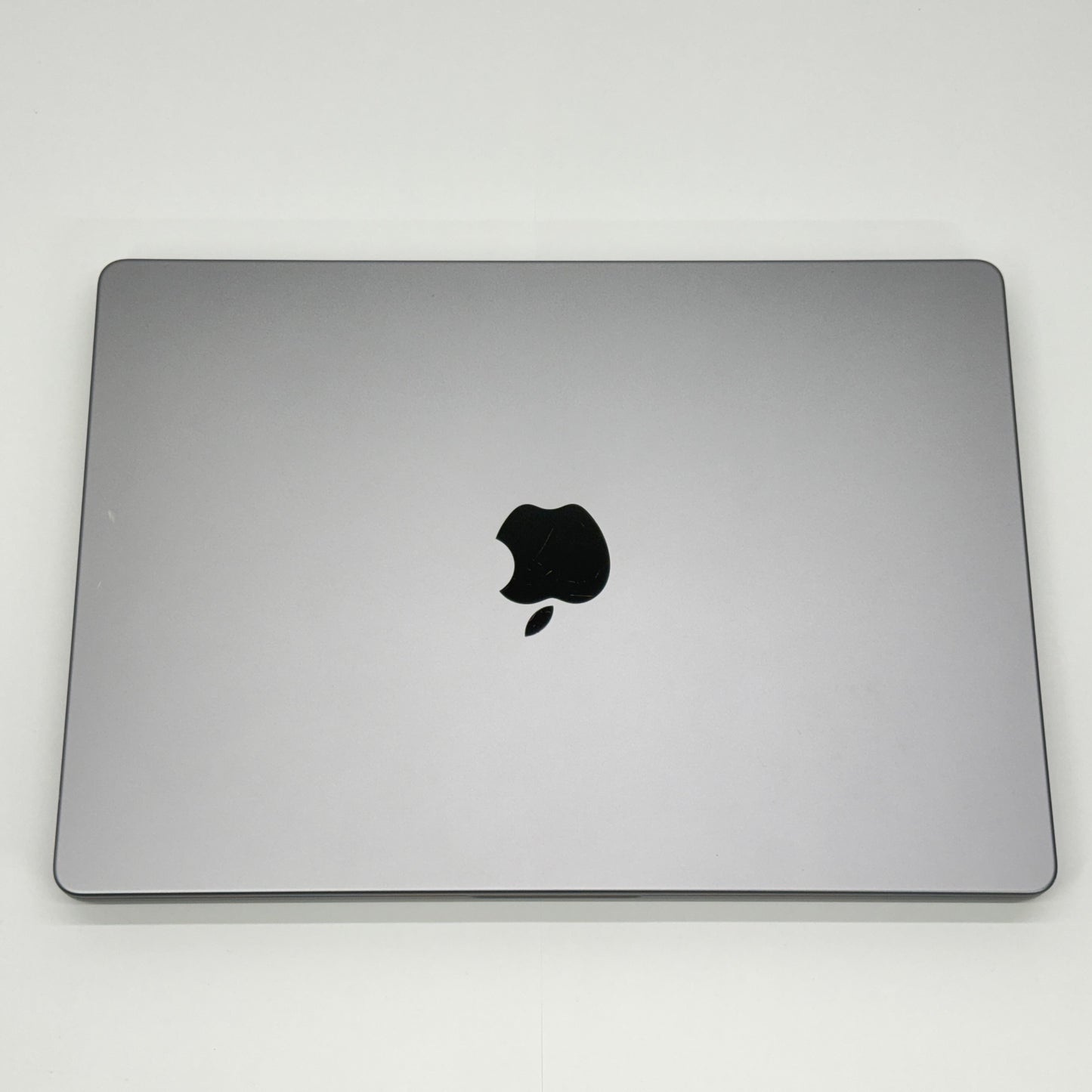 Apple MacBook Pro 2023 14インチ M3 8GB SSD 1TB MTL83J/A バッテリー最大容量97%【C8242-80】