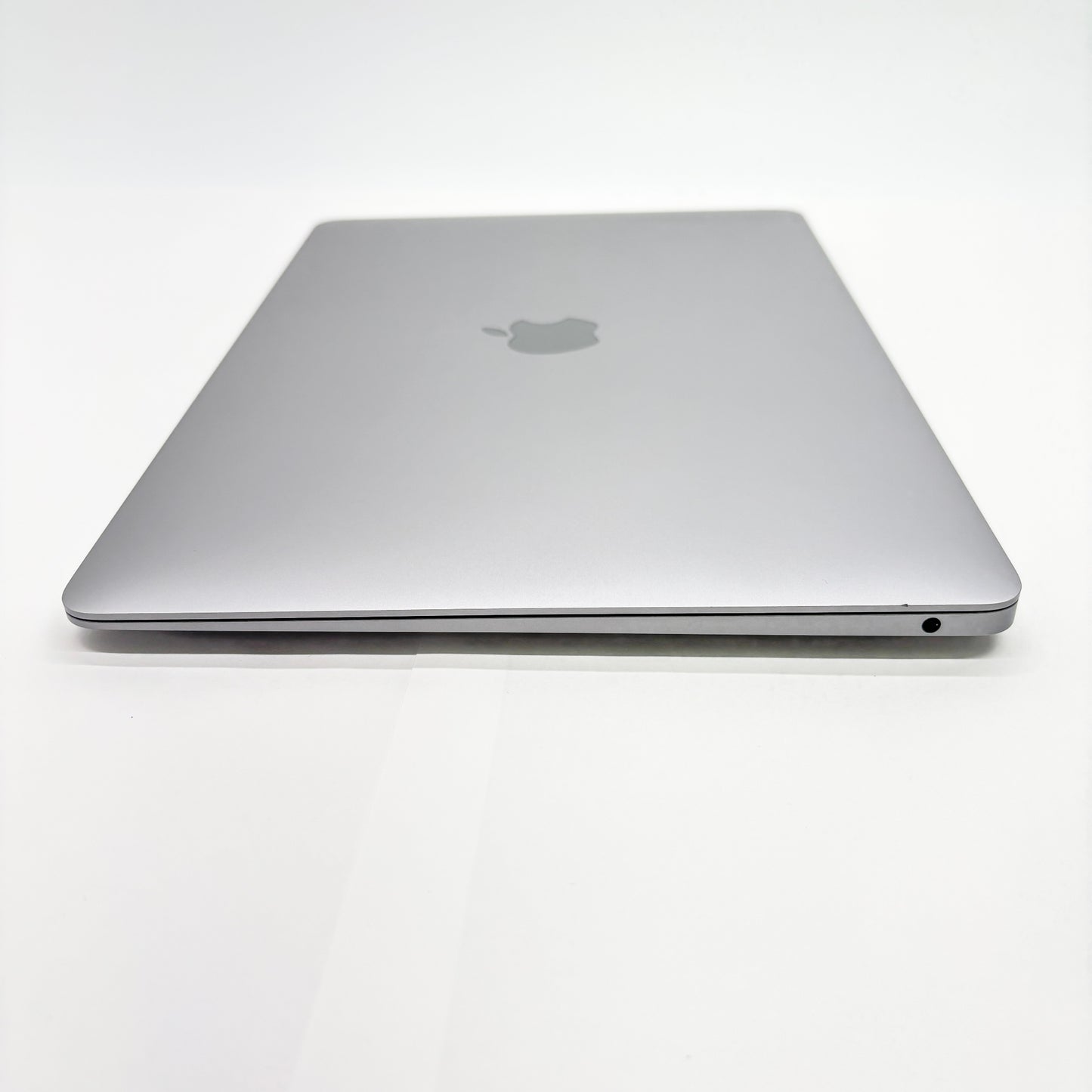 美品 Apple MacBookAir 2020 M1 16GB 256GB スペースグレイ バッテリー最大容量86% 【C8321-80】