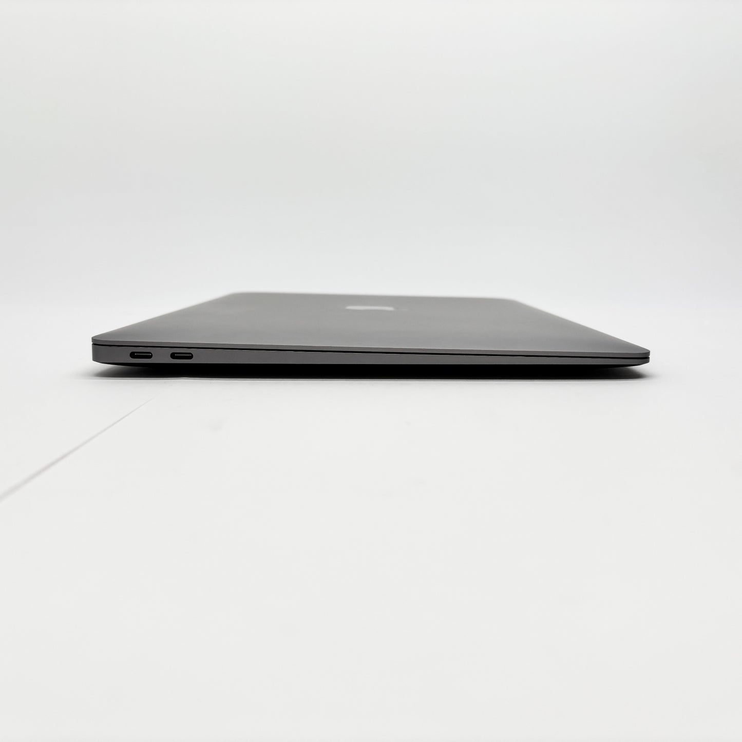 美品 MacBook Air Retina 13インチ 2018 1.6GHz デュアルコア i5 8GB 256GB  スペースグレイ【C8683-80】