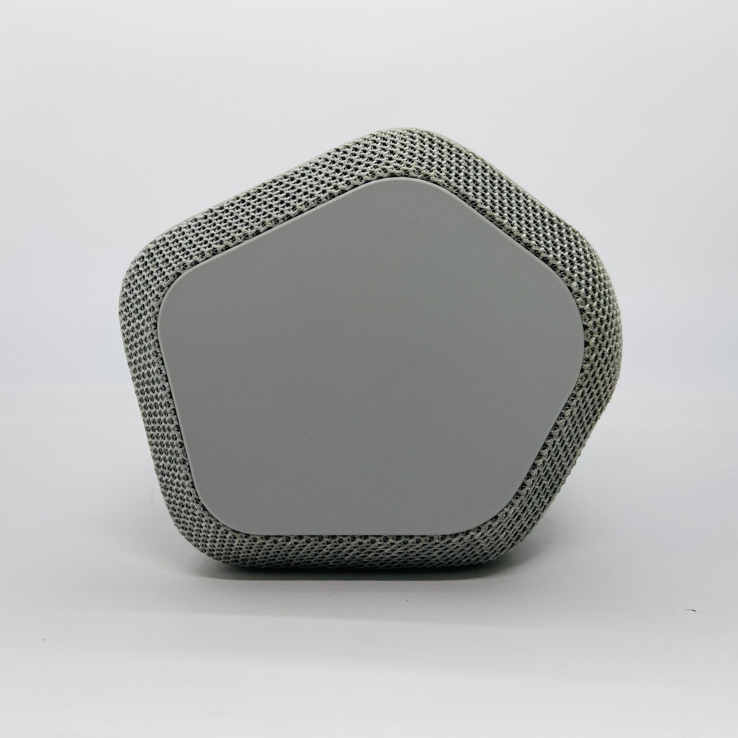 美品 SONY SRS-XE300 GRAY ワイヤレスポータブルスピーカー Bluetooth対応【C4089-80】