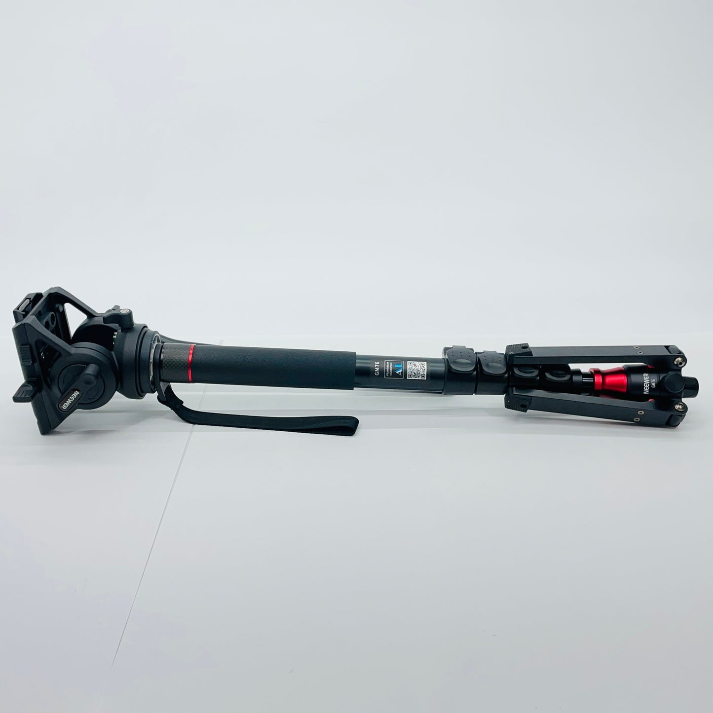 美品 NEEWER プロカメラ一脚 フィート付き 179cm GM76 伸縮自在アルミニウム一脚【C4370-120】