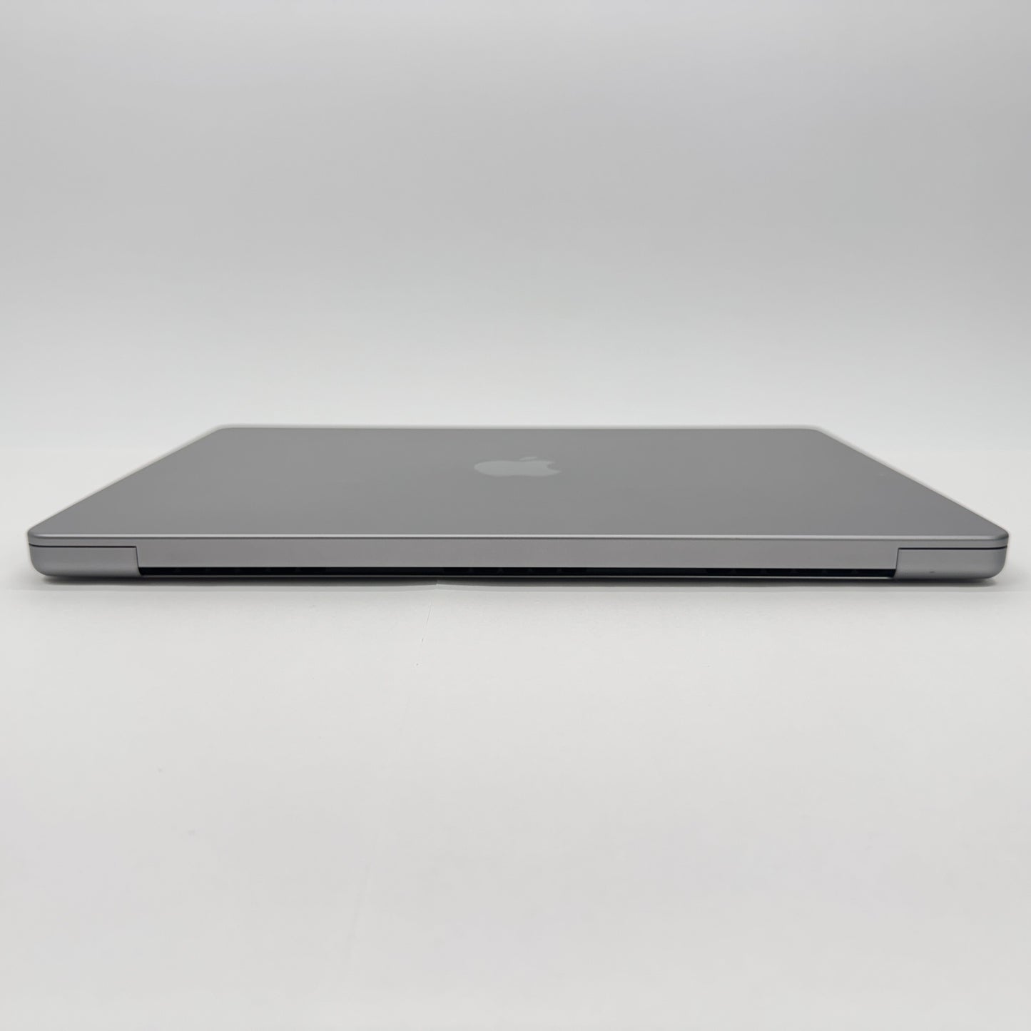 Apple MacBook Pro 2023 14インチ M3 8GB SSD 1TB MTL83J/A バッテリー最大容量97%【C8242-80】