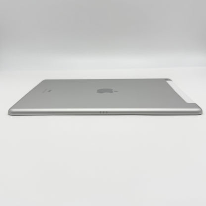 iPad 第7世代 Wi-Fi+Cellular 32GB MW6C2J/A シルバー バッテリー最大容量96%本体のみ【C7421-60】