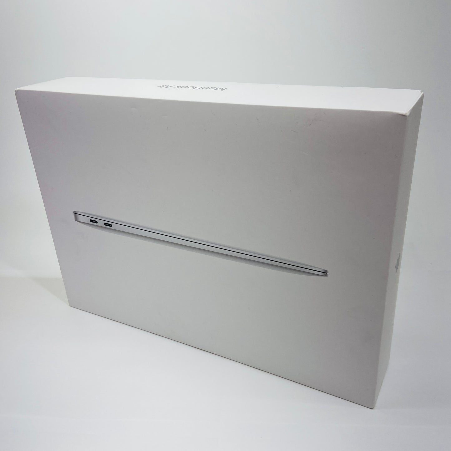 バッテリー最大容量100％ Apple MacBook Air M1 2020 8C CPU/7C GPU 8GB 256GB MGN93J/A C3888 80サイズ発送