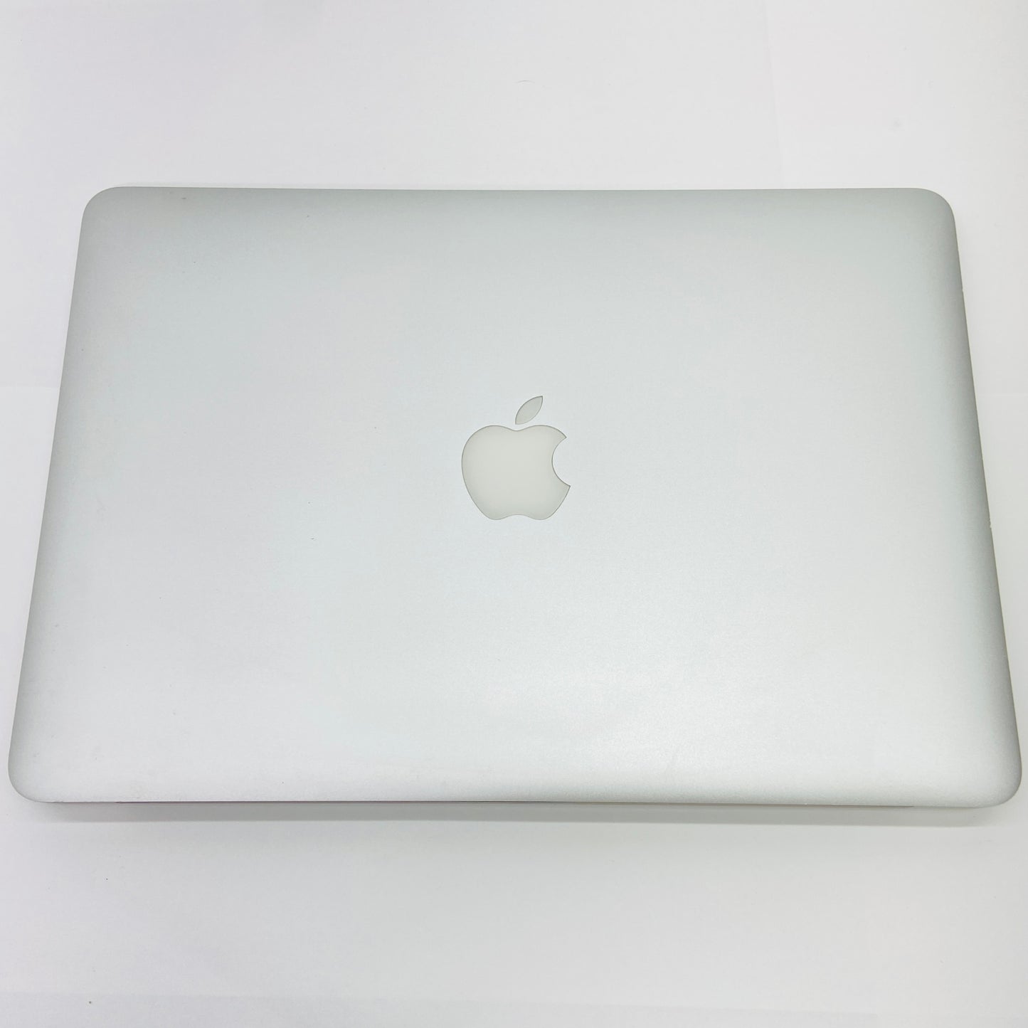 Apple MacBook Air 13インチ (Early 2015) Core i5 1.6GHz/8GB/SSD 256GB MMGG2J/A【C4288-80】