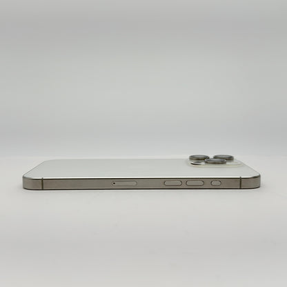 美品 SIMフリー iPhone 15 Pro Max 256GB MU6Q3J/A バッテリー最大容量89% ホワイトチタニウム【C7799-C】