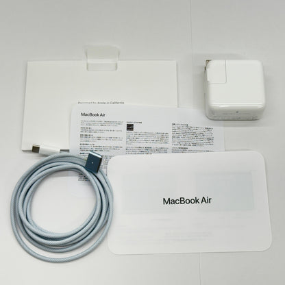 美品 Apple MacBook Air 13.6インチ M4 16GB 256GB Liquid Retinaディスプレイ MC6T4J/A スカイブルー バッテリー最大容量100%【C7447-80】