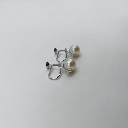 美品 MIKIMOTO ミキモト パール 真珠 ダイヤ イヤリング K18WG　【C4449-60】