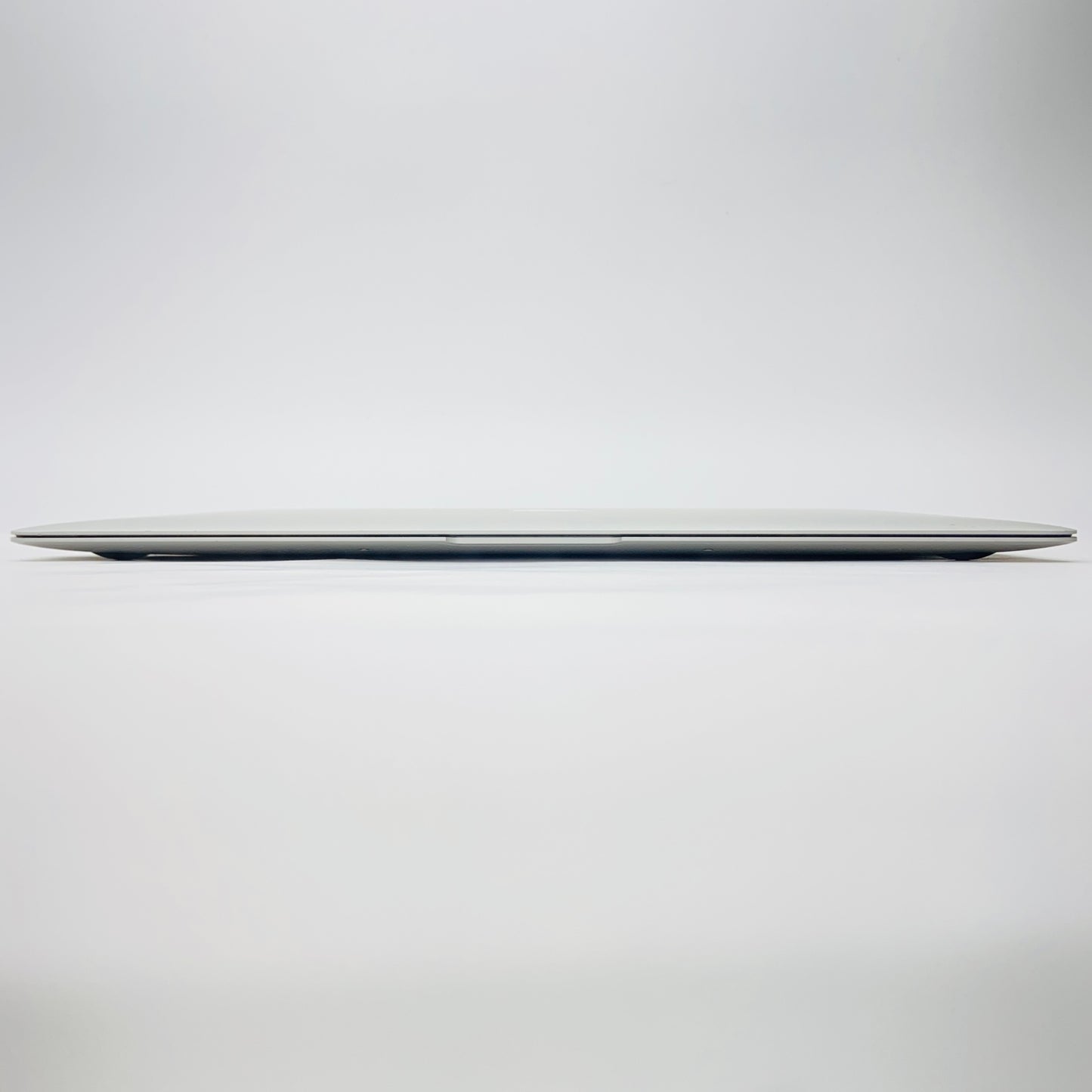 Apple MacBook Air 13インチ (Early 2015) Core i5 1.6GHz/8GB/SSD 256GB MMGG2J/A【C4288-80】