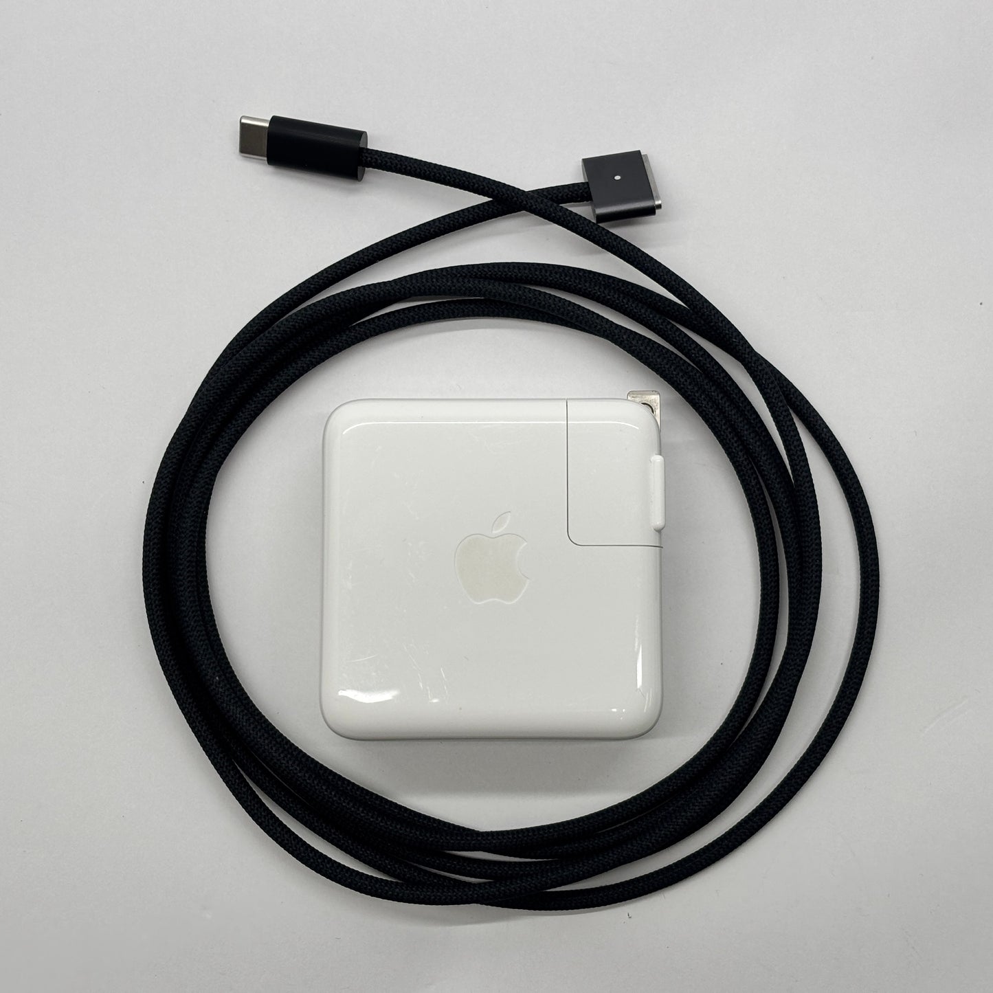 新品同様 美品 MacBook Pro 14インチ M4 2024 24GB 1TB MCX04J/A スペースブラック バッテリー最大容量100% 【C8516-80】
