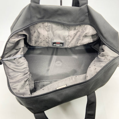 TUMI ボストンバッグ   旅行かばん ブラック【C5751】