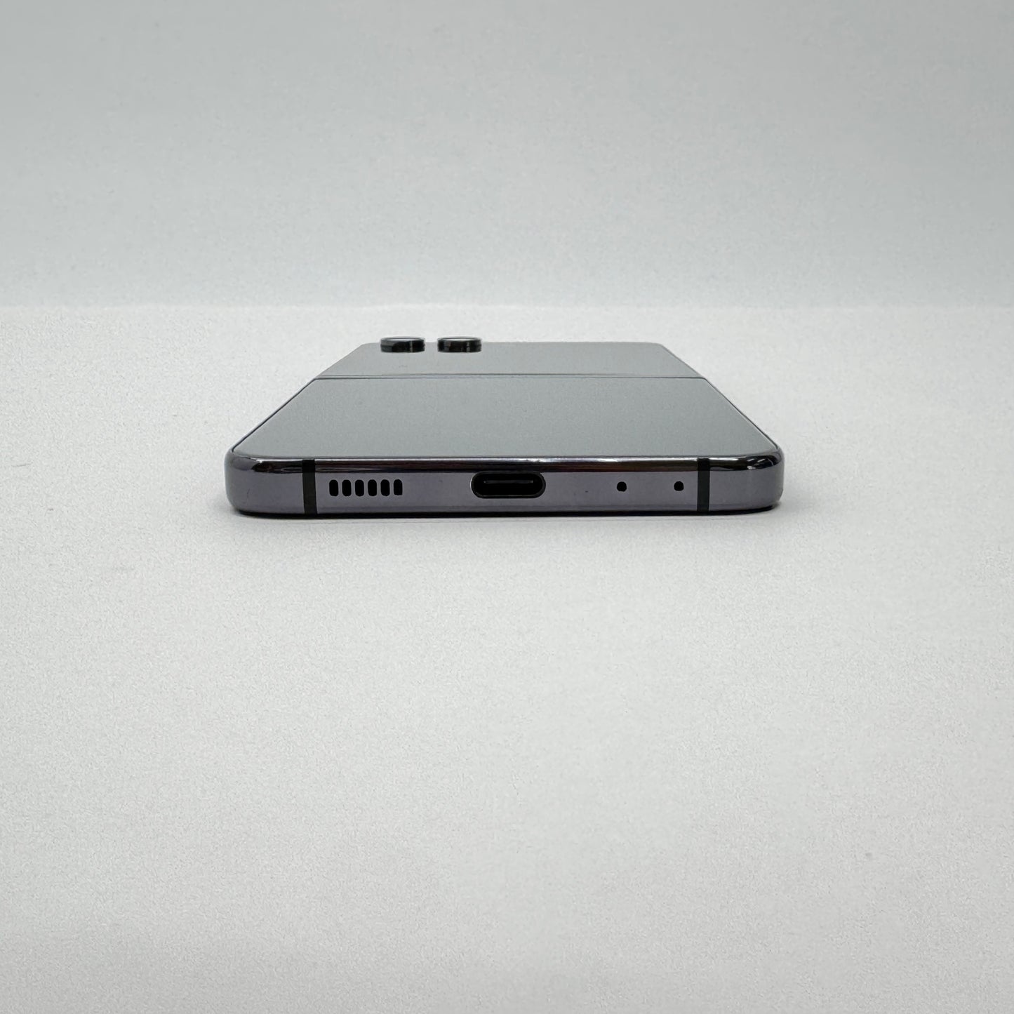 美品 SAMSUNG Galaxy Z Flip 5 SC-54D グラファイト 【C7882-C】