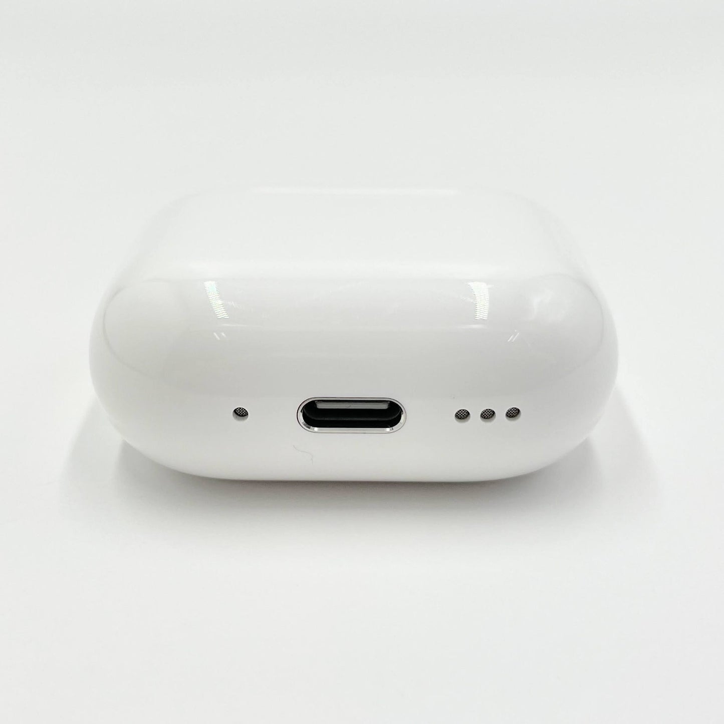 Airpods 第4世代 アクティブノイズキャンセリング搭載モデル MXP93J/A ホワイト　タイプCケーブル付属【C6782-N】