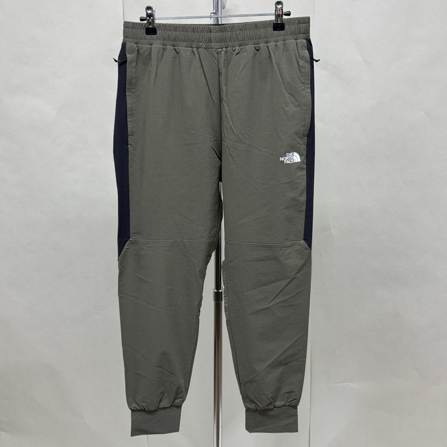 未使用 THE NORTH FACE ジョガーパンツ スウェットパンツ APEX Flex Pant NB32083 【C5674】
