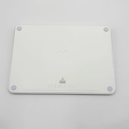 美品 Apple Magic Trackpad MK2D3ZA/A【C5995-C】
