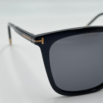 美品 未使用 TOM FORDトムフォード サングラス　TF949-D/01A 【C5049-60】