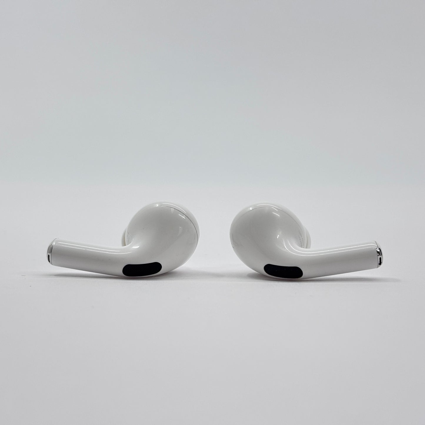 AirPods Pro 第2世代 MQD83J/A ワイヤレスイヤホン【C8373-60】