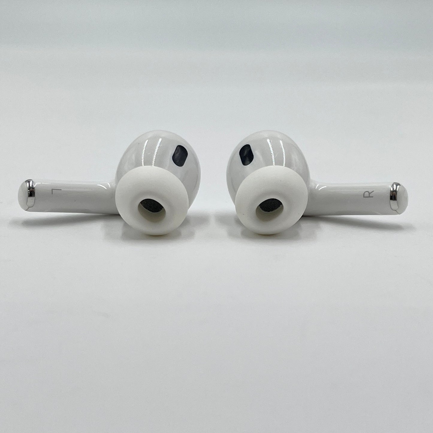 Apple AirPods Pro 第2世代 MQD83J/A 【C5013-60】
