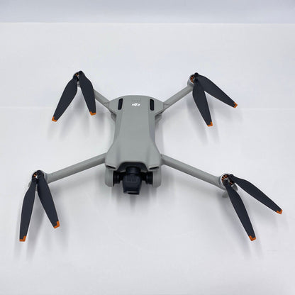 DJI Mini 3 Fly More Combo Plus M16303 DJI RC付属バッテリー6個付き【C4386-100】