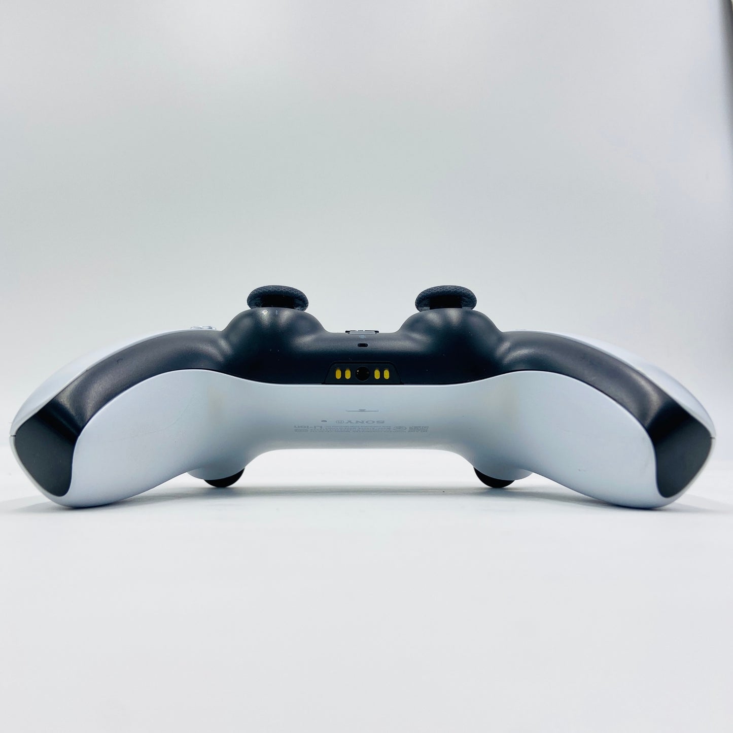 PS5 DualSense ワイヤレスコントローラー CFI-ZCT1J　ホワイト 充電スタンド CFI-ZDS1J付き【C4169-60】