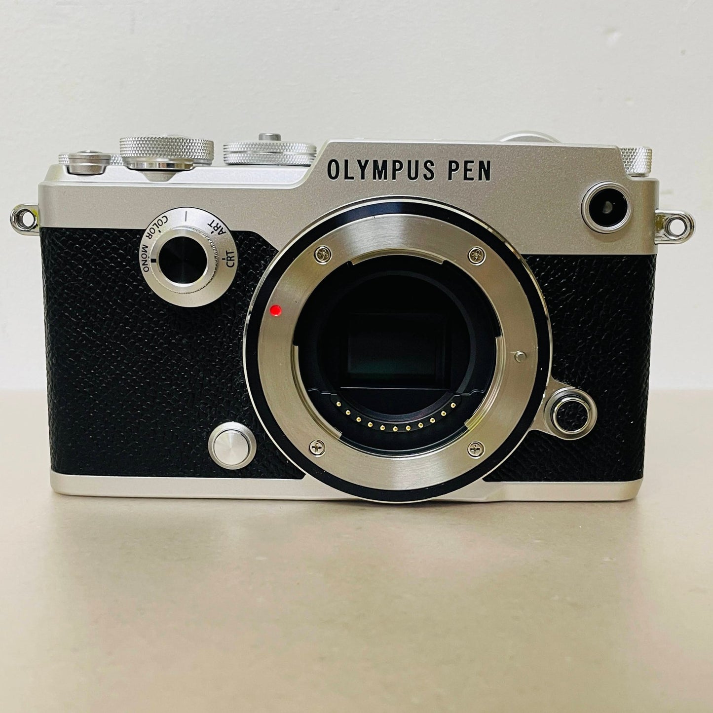 美品 オリンパス OLYMPUS PEN-F ボディ Body SLV ミラーレス一眼 【C3548-60】