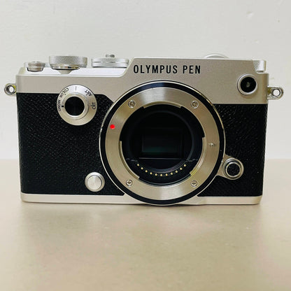 美品 オリンパス OLYMPUS PEN-F ボディ Body SLV ミラーレス一眼 【C3548-60】