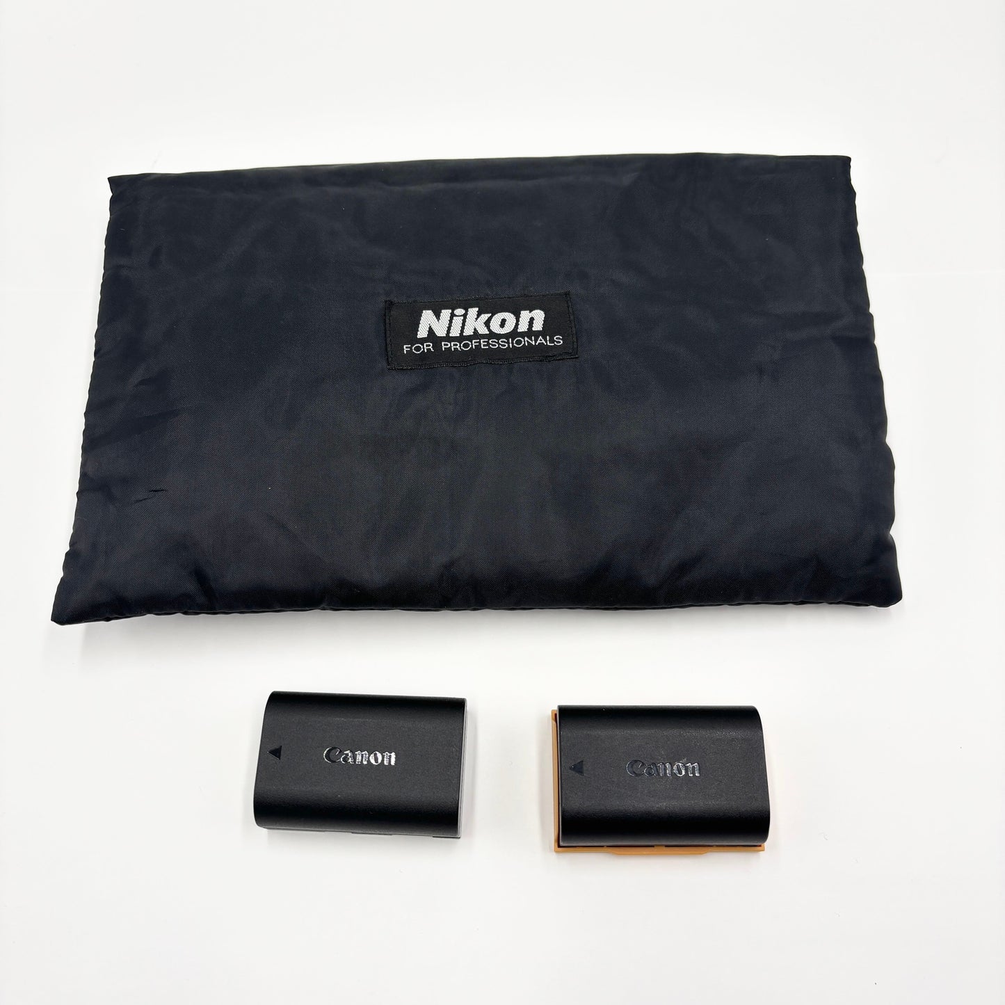 美品 Canon EOS R ボディ DS126721 ミラーレス一眼【C5730-60】