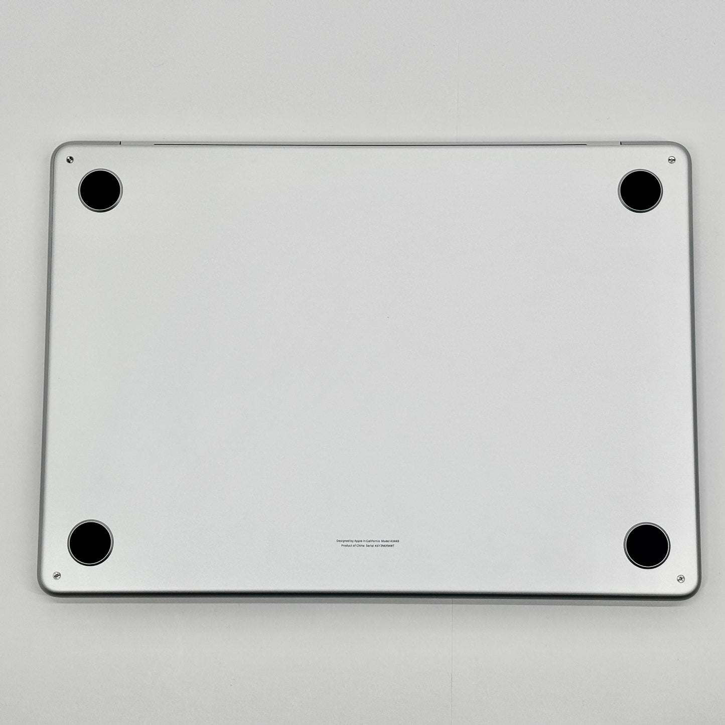新品同様 美品 MacBook Air M5 13インチ 16GB 512GB MDH74J/A シルバー バッテリー最大容量100%【C8272-80】