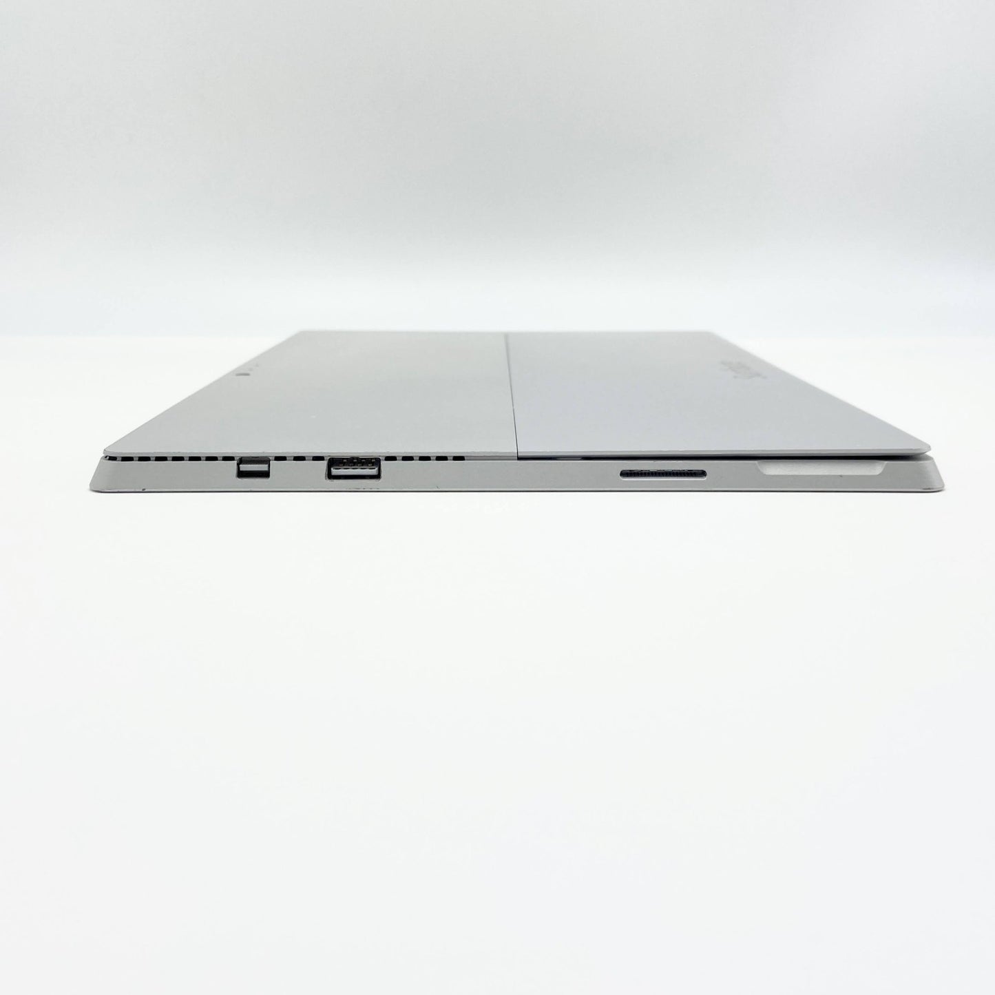 Microsoft Surface Pro3 1631 Core i5-4300U 4GB SSD128GB バッテリー最大容量100%【C5822-80】