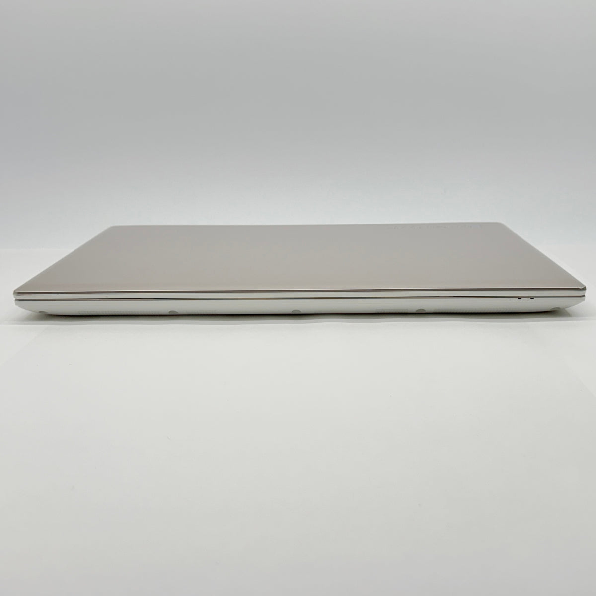 新品SSD TOSHIBA dynabook T65/H PT65HGP-REA i7 8550U 8GB SSD256GB Windows11Home サテンゴールド バッテリー最大容量88% 【C6097-80】