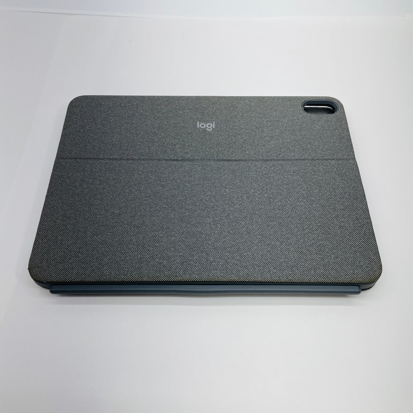 美品 Logicool iPad Air 第4世代 & 第5世代用 COMBO TOUCH YU0048【C4630-60】