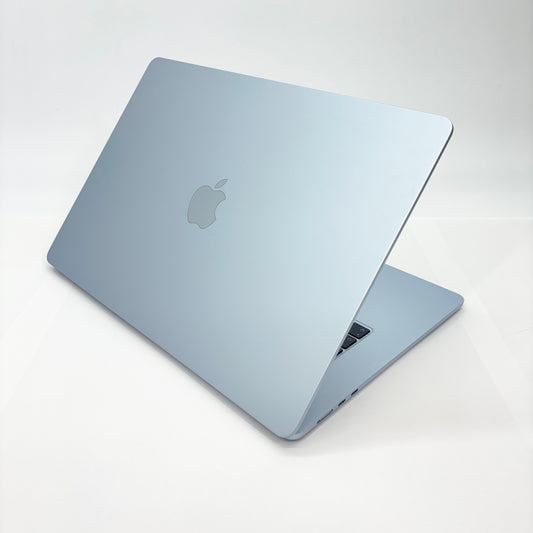 美品 MacBook Air 15インチ Liquid Retinaディスプレイ M4 16GB 256GB MC7A4J/A [スカイブルー] 充放電回数5回 バッテリー最大容量100%【C6036-80】