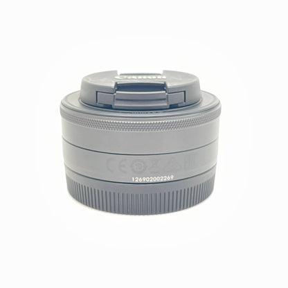 美品 Canon EF-M 22mm F2 STM 単焦点レンズ キャノン パンケーキレンズ【C6707-60】