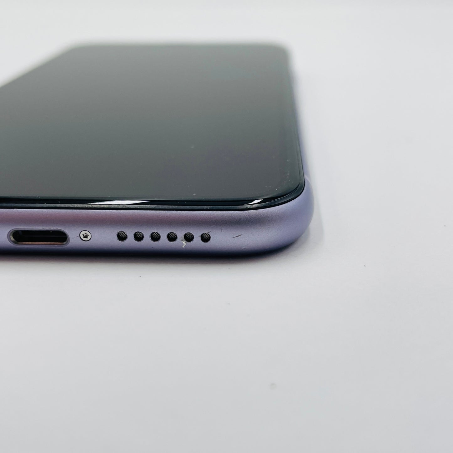 Apple iPhone 11 128GB SIMフリー MWM52J/A  パープル 【C4237-C】
