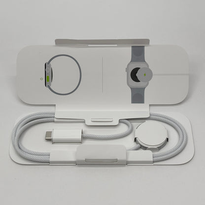美品 Apple Watch SE 第3世代 GPSモデル 44ｍｍ MEP04J/A スターライトアルミ Nikeスポーツバンド M/L バッテリー最大容量100%  【C9027-60】