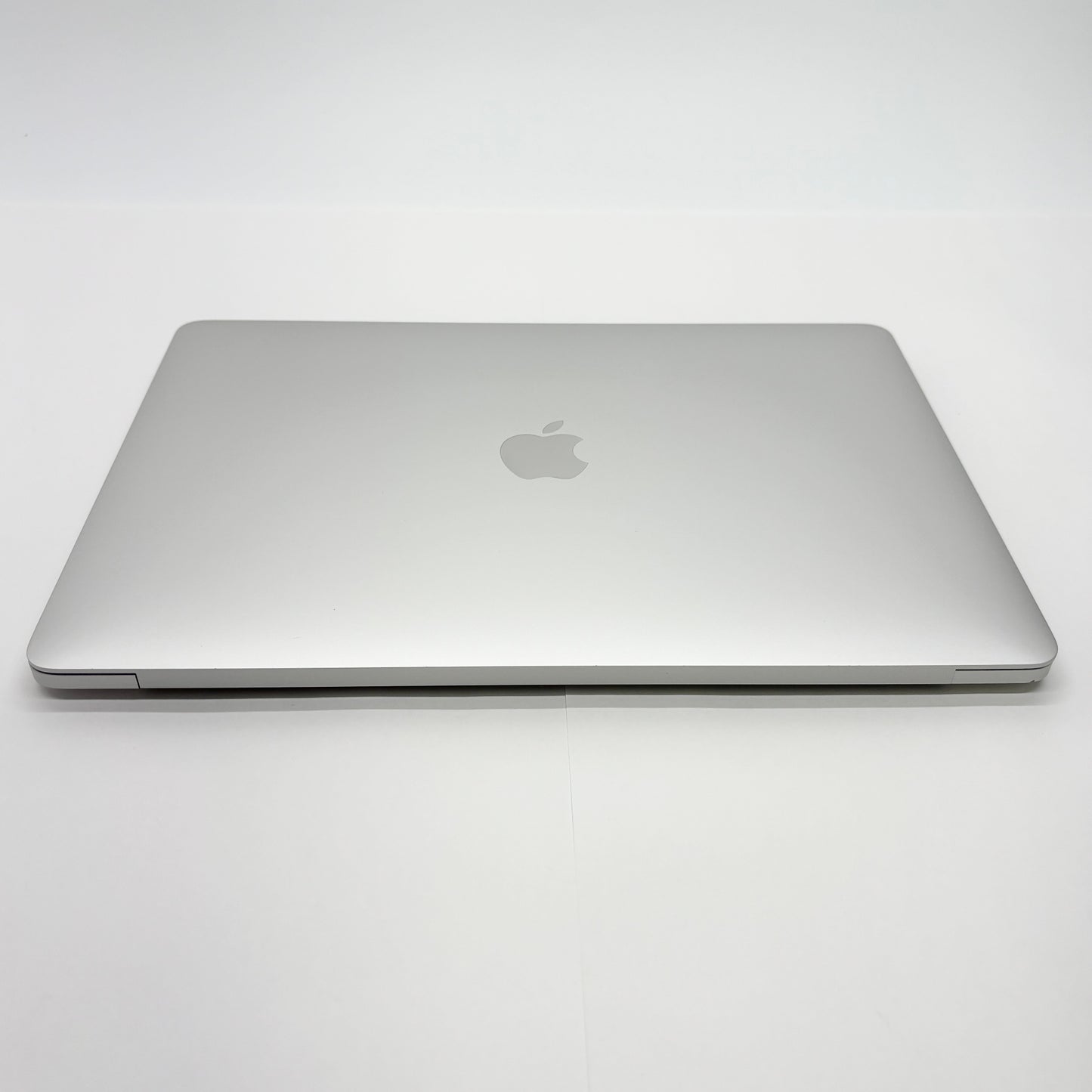 Apple MacBook Pro 13インチ 2019 i5 1.4GHz 8GB SSD 256GB シルバー MUHR2J/A 【C8002-80】