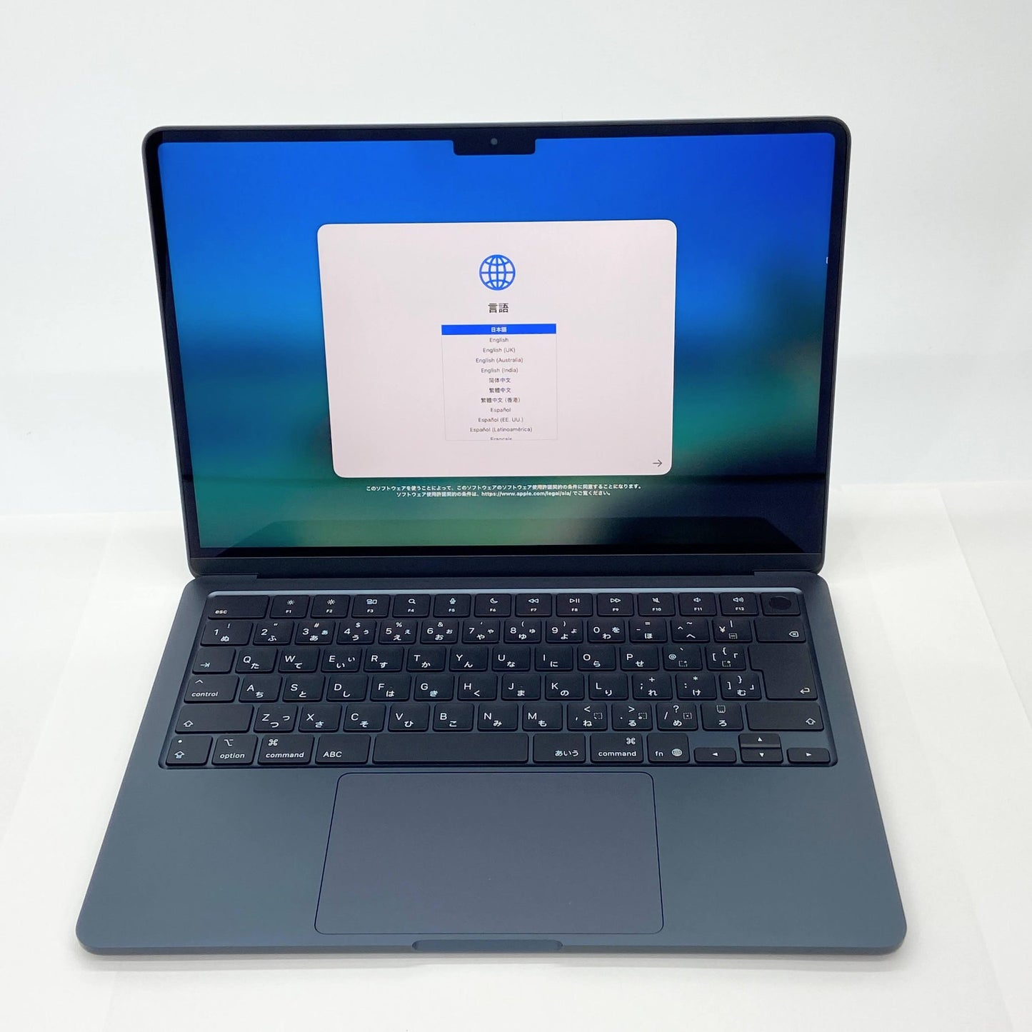 新品同様 美品 Apple MacBook Air  M4チップ 13インチ 16GB 512GB MW133J/A 充放電回数19回バッテリー最大容量100% 付属品完備【C5641-80】