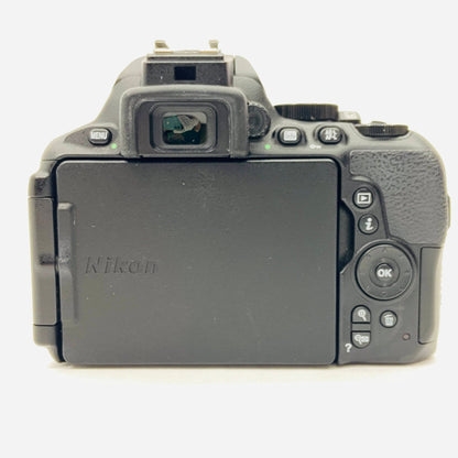 美品 NIKON D5600 ボディ デジタル一眼レフカメラ 【C4860-100】
