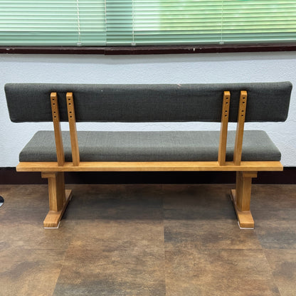 松田家具 白王 幅1300mm 背付ベンチ ダイニングベンチ ファブリック【C9420】