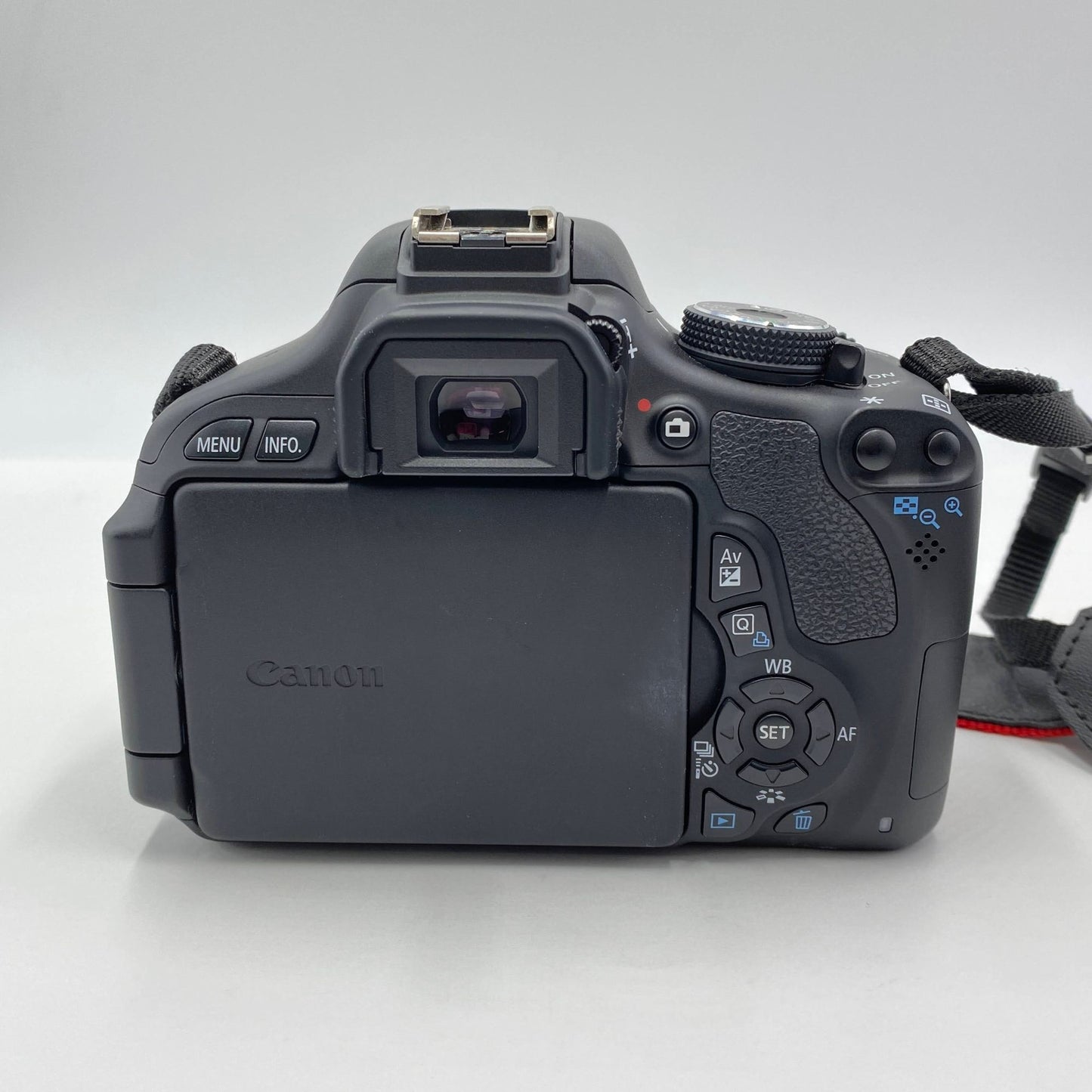 美品 キャノン Canon EOS Kiss X5 EF-S 18-55IS II キット シャッター回数1,155 【C5537】