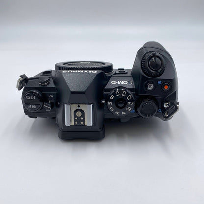 美品 オリンパス OLYMPUS OM-D E-M1 Mark III IM019 ボディ 【C4704-60】