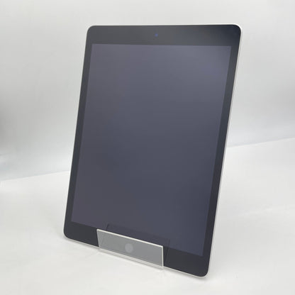 美品 Apple iPad 第9世代 MK2L3J/A 64GB WI-FI 10.2インチ 2021年 バッテリー最大容量93%【C6210-60】